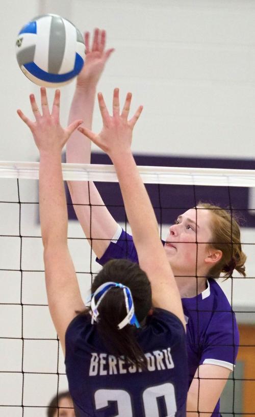Beresford at Dakota Valley volleyball
