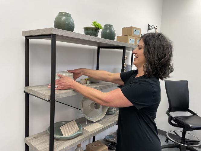 Chaeli Hanna-Kohn ArtSplash preparations