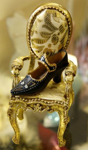 Classique Closet miniature shoe collection