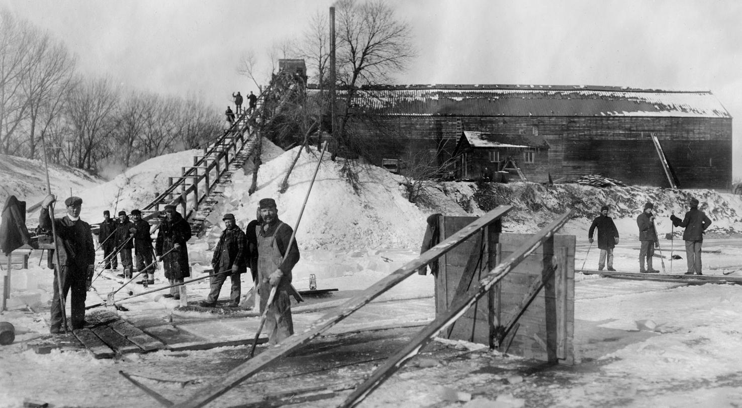 18 historic photos of South Sioux City through the years