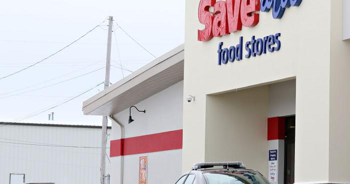 2 charged in Sioux City grocery store robbery, stabbing