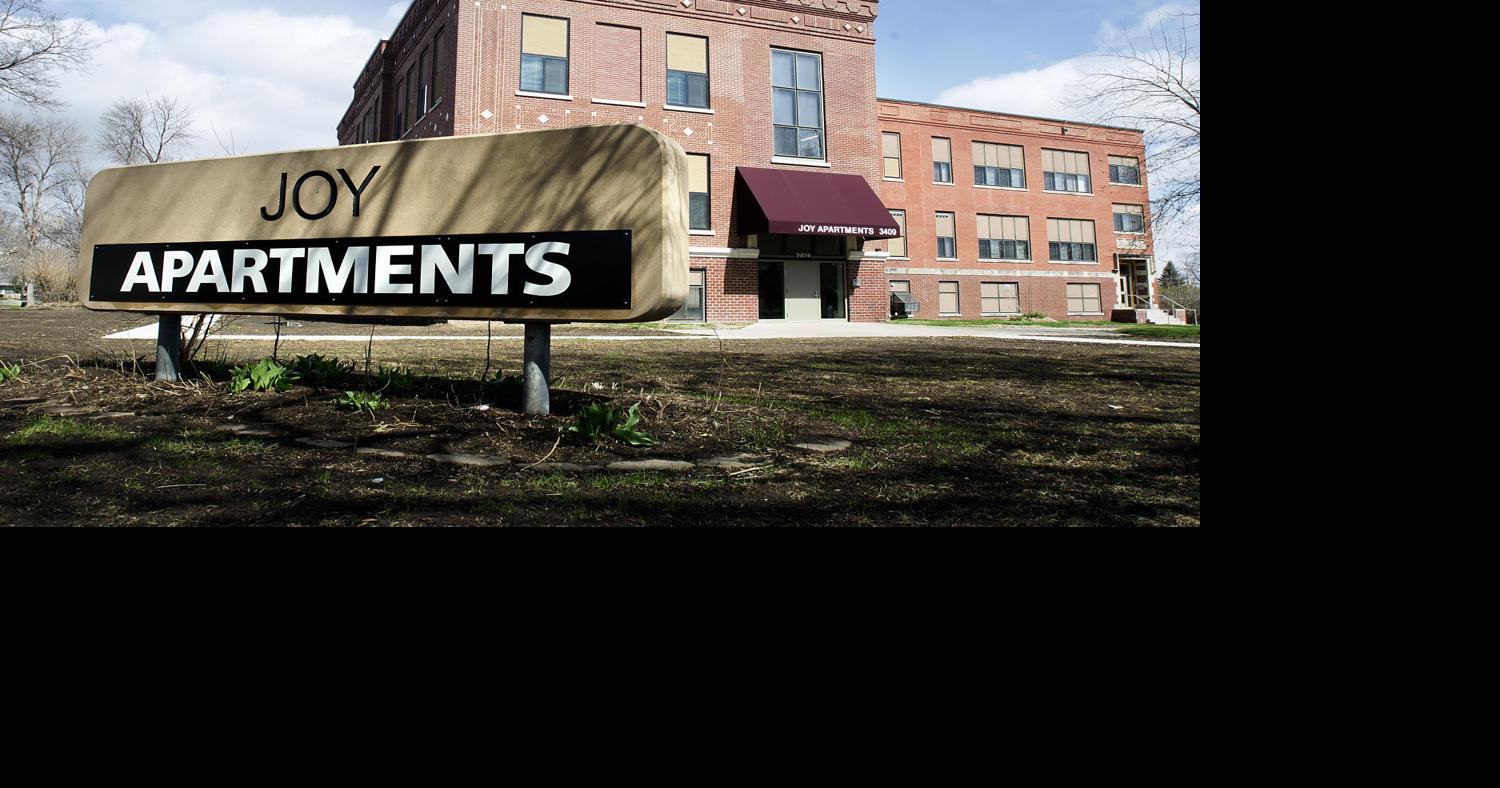 Centuryold Sioux City school reopens as Joy Apartments