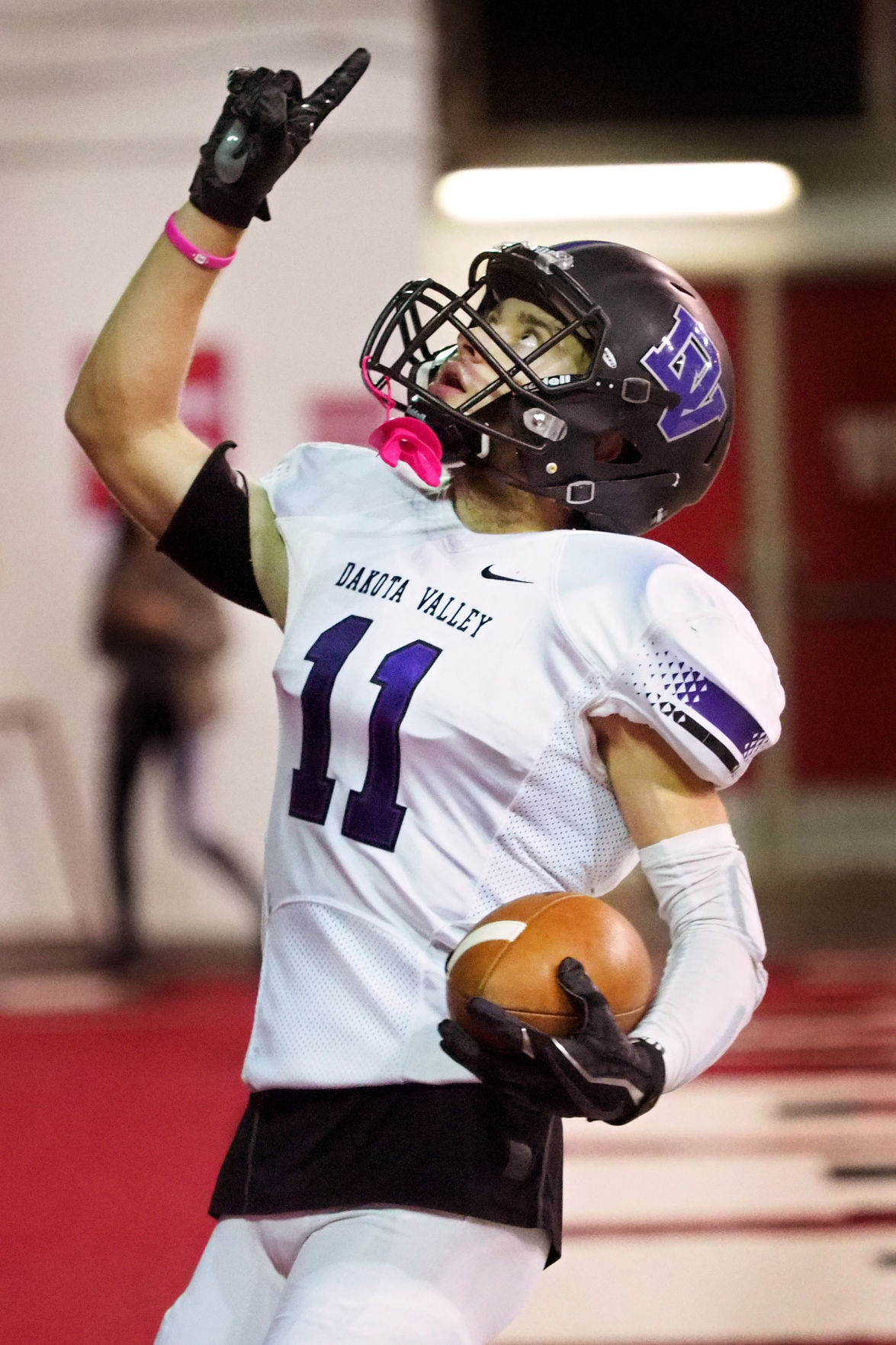 Photos: Dakota Valley Vs Madison State Championship Football | Football ...