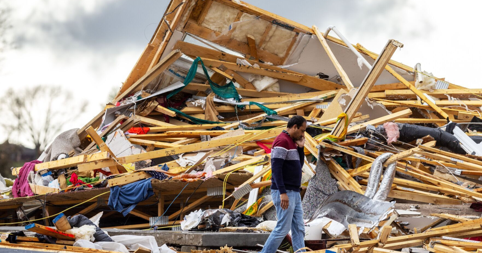 Tornadoes tear through Nebraska and Iowa, demolishing homes - Vimarsana News