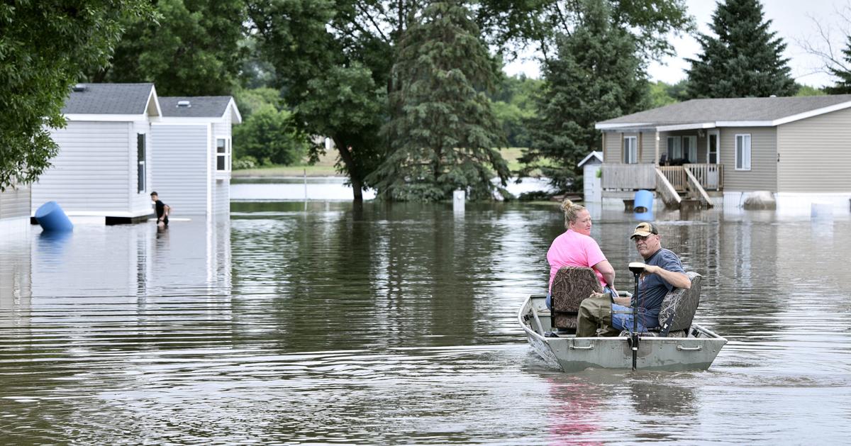 Rock Valley residents evacuate, fight second flood in four years