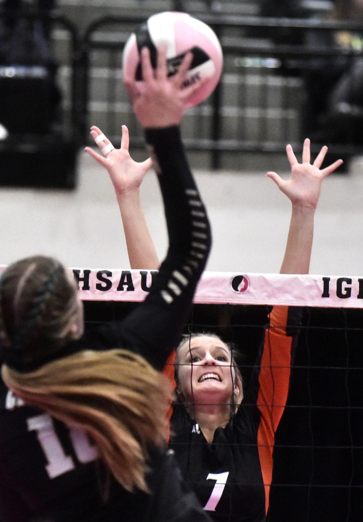 Sergeant Bluff-Luton vs Glenwood state volleyball