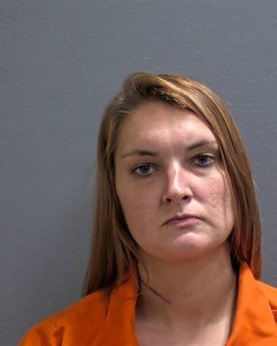 Sioux City woman charged with robbing store at knifepoint