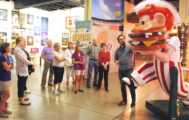 Travel American Sign Museum