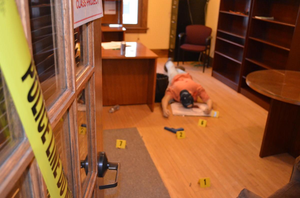 Crime scene gives USD students handson police experience