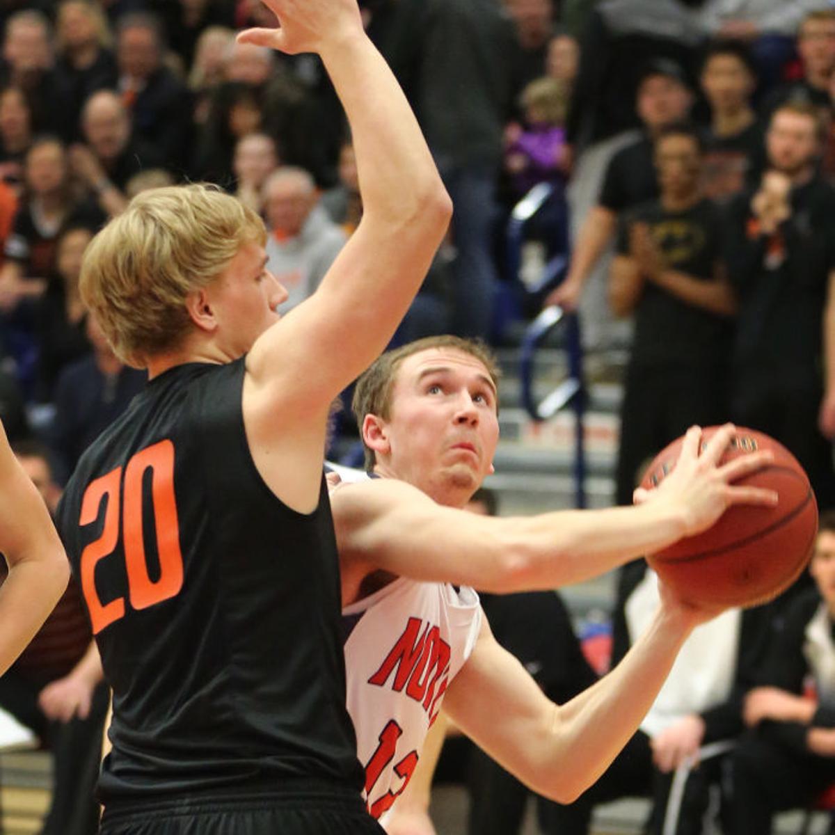 Stars Face Top Ranked Iowa City West In State Opener North High