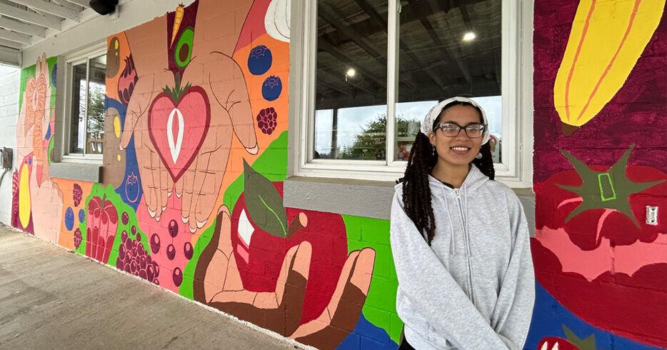High school senior brightens Agape Center Moneta with mural