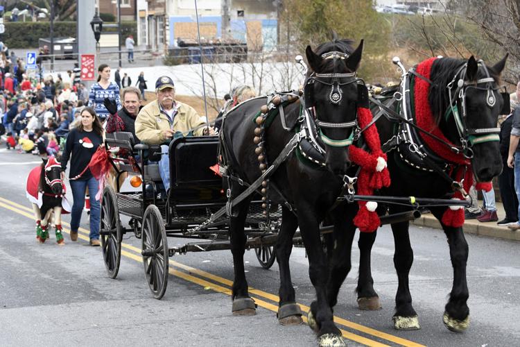 Annual Christmas Parade turns Bedford into ‘Winter Wonderland’ Local