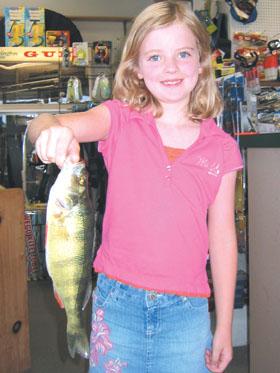 Lauren Wood With The 12 1 4 Inch Citation Yellow Perch She Caught July 8 While Fishing At Smith Mountain Lake Lauren Is 7 Years Old And Lives In Rocky Mount Boating