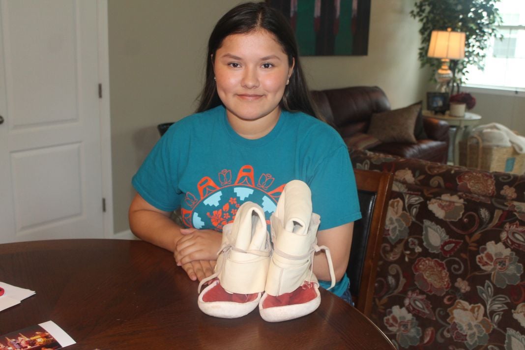 navajo moccasins with leggings