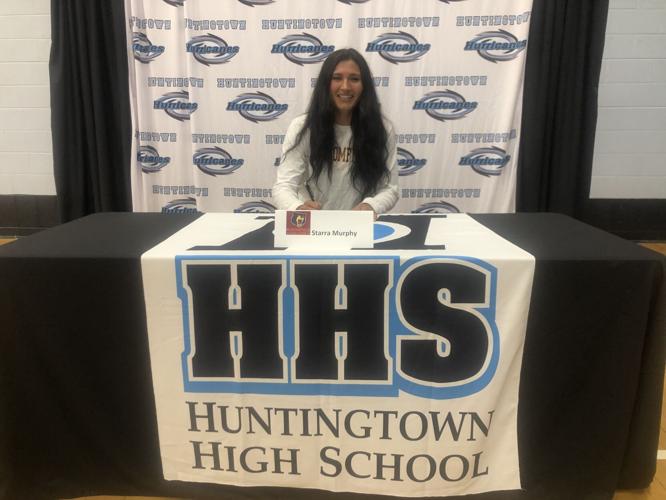 Seven Huntingtown seniors sign High School