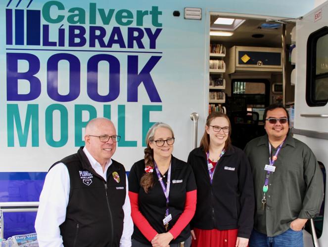 Governor tours Prince Frederick Library, celebrates Maryland Day