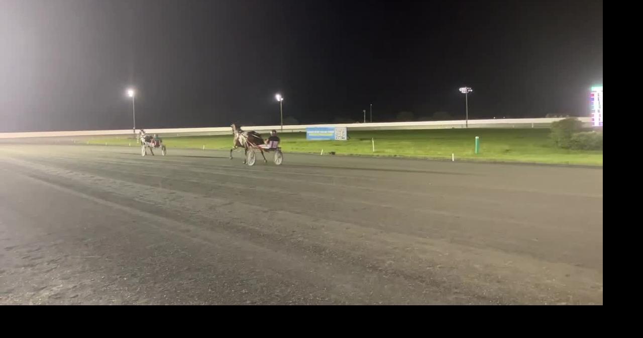 Horse racing at Ocean Downs | Multimedia | somdnews.com