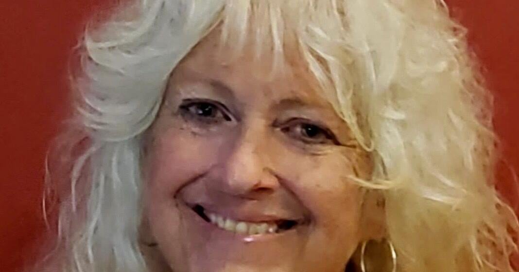 Former union head seeks school board seat