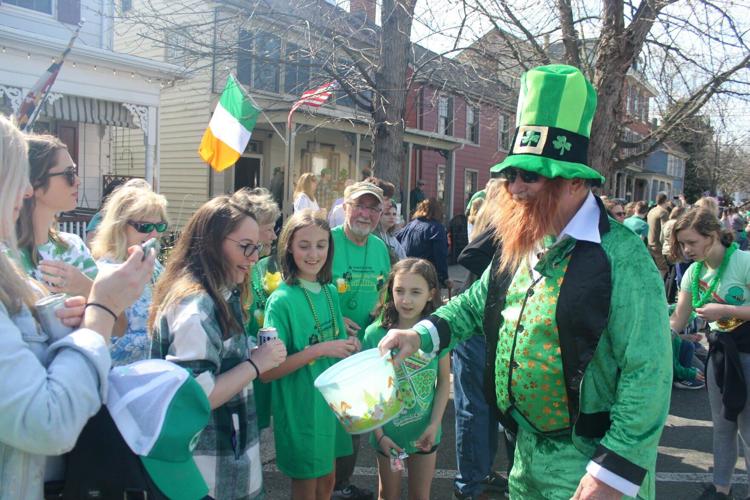 st pattys day chicago pub crawl