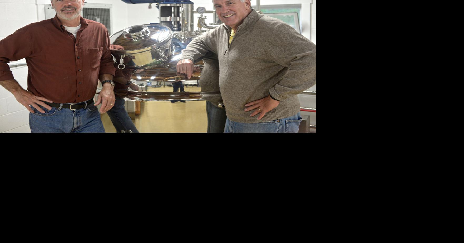 Hollywood whiskey maker brings 'old-school bourbon' back to St. Mary's ...