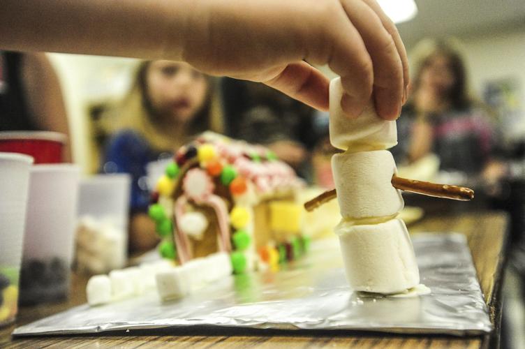 Lettie Marshall Dent Elementary to hold gingerbread house auction