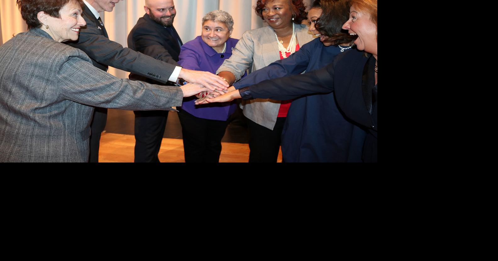 School board members take oath of office | Local News | somdnews.com