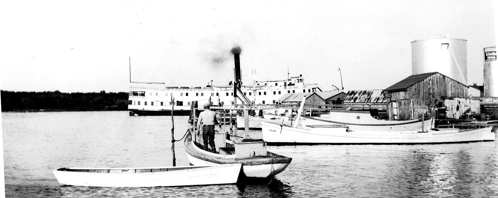 1915 STEAMBOAT WAVE BACK
