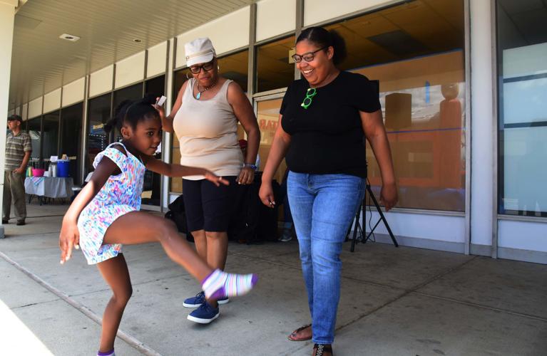 Families shop for a good time in Bryans Road Spotlight