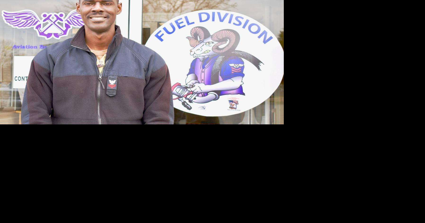 Boatswain's mate helps save man's life in Lexington Park library