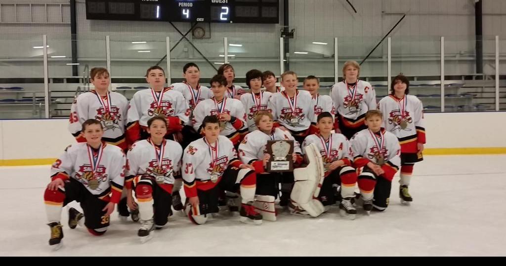 Southern Maryland Sabres pee wee hockey team wins silver medal Briefs