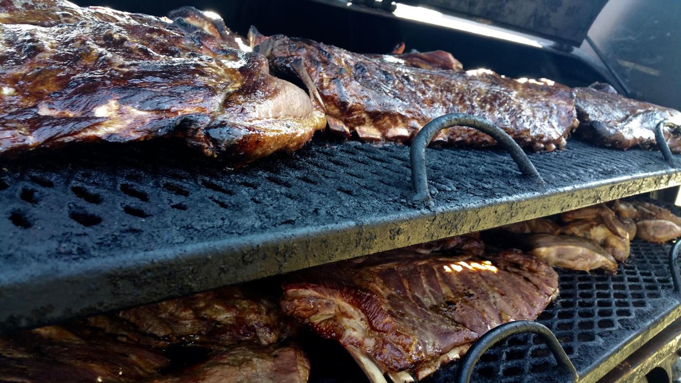 Business, food is smokin' at Smoker's Delight BBQ Local News