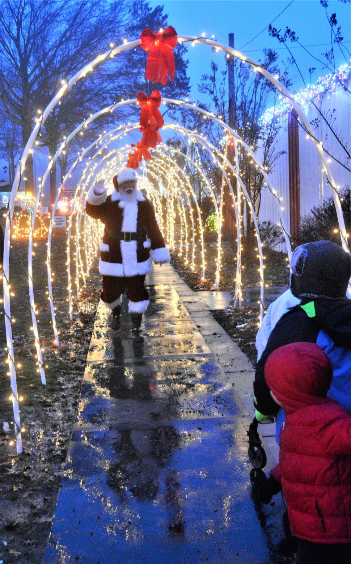 Kris Kringle Christmas Market held over weekend at fairgrounds | Local