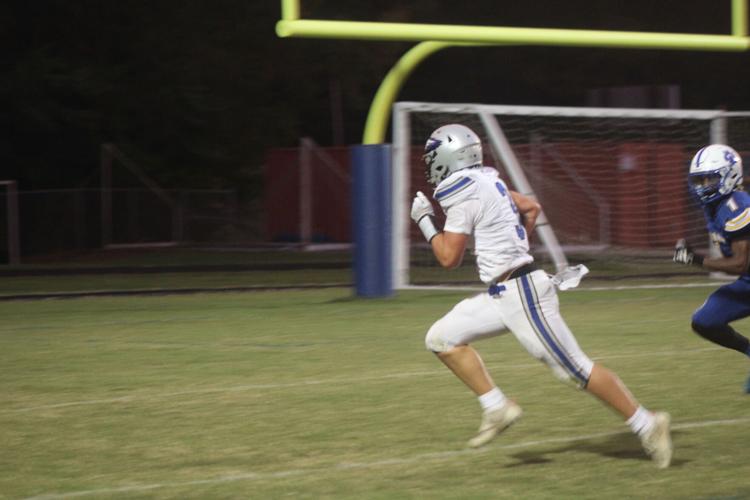 Leonardtown football rolls over Thomas Stone High School