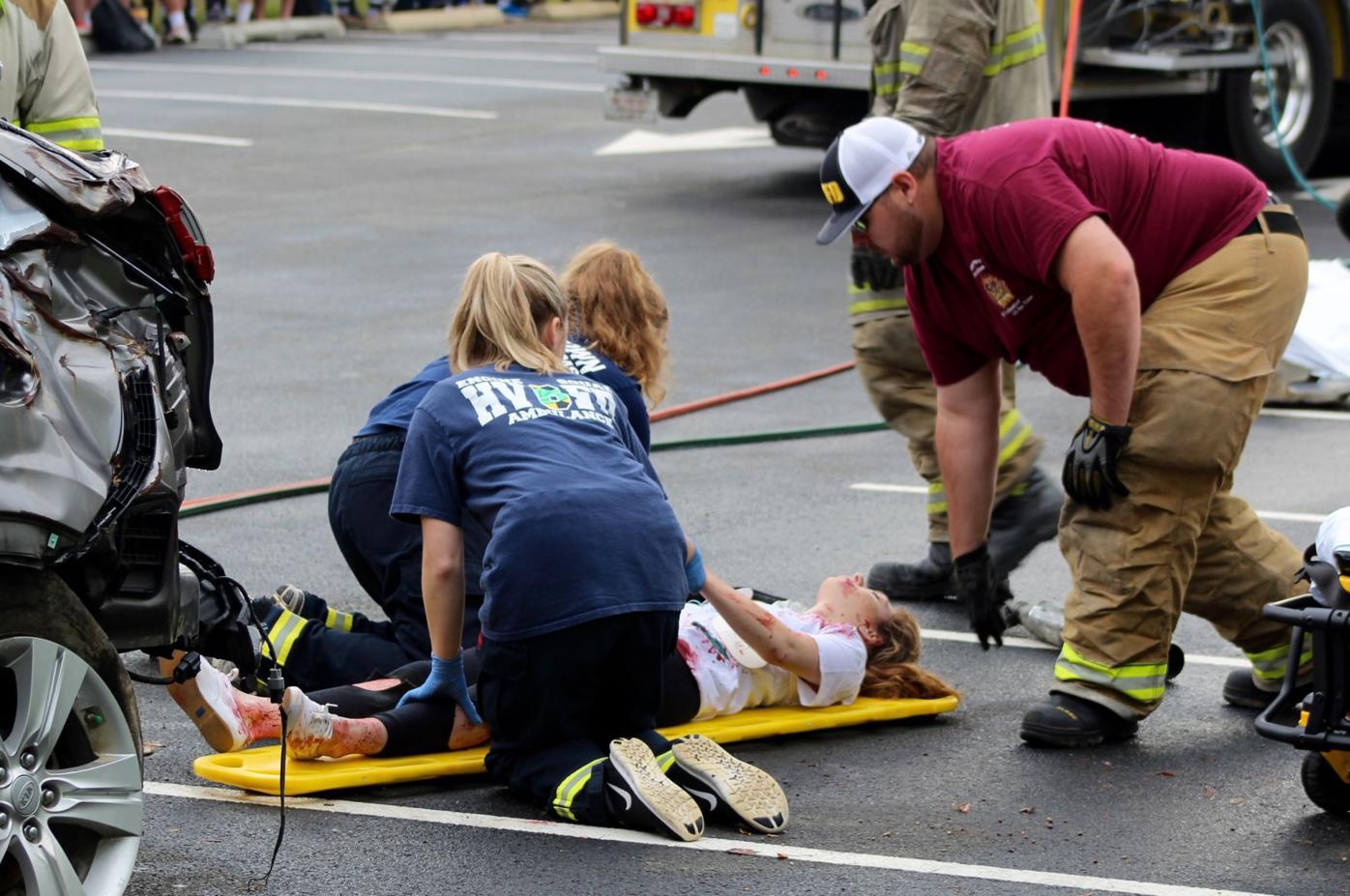 Huntingtown students witness mock crash Local News
