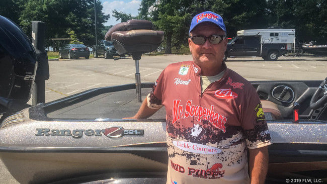 Crowder hooks first place, Bel Alton's Dixon gets fifth at bass fishing  tournament on Potomac River, News