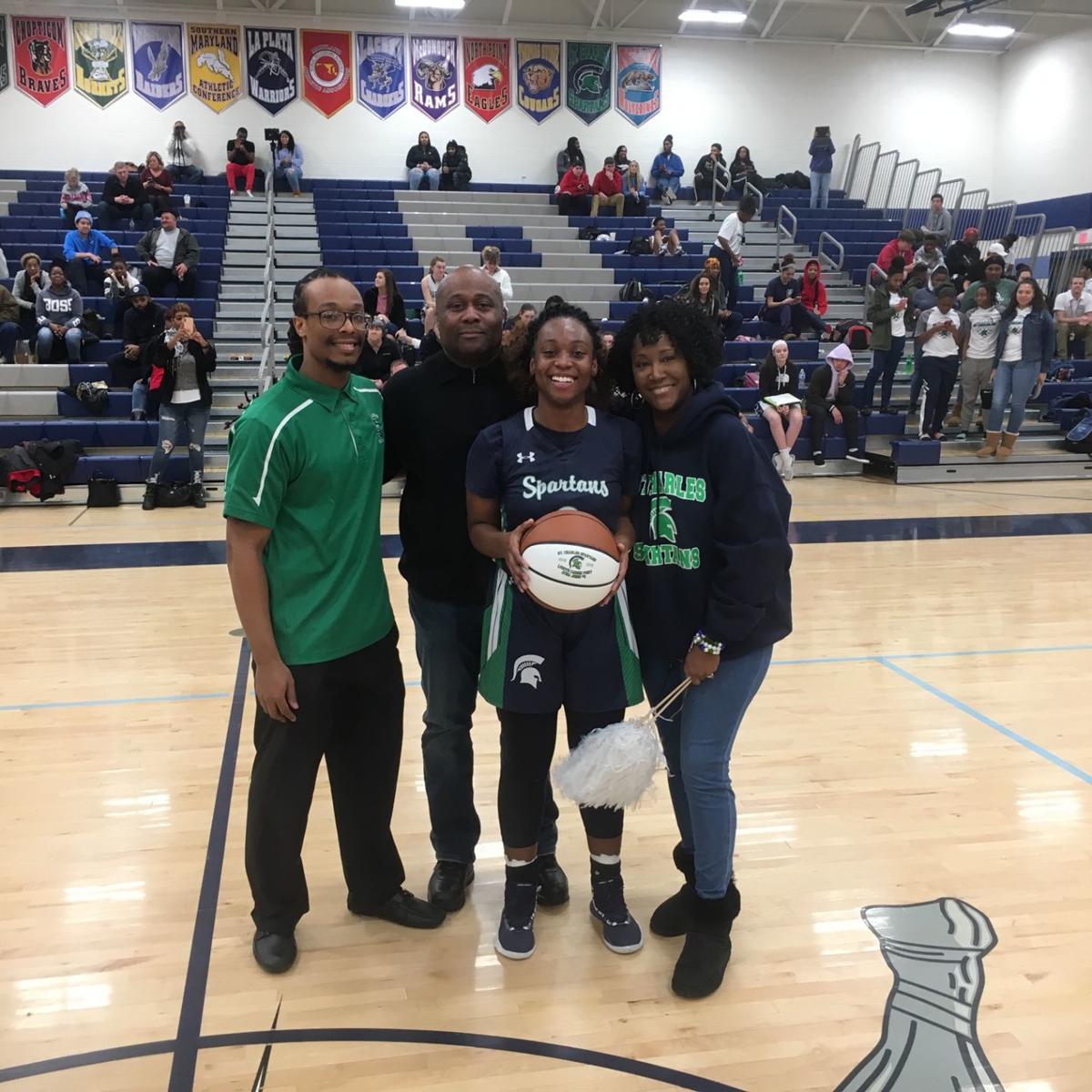 Jones Reaches 1 000 Career Points As St Charles Girls Basketball