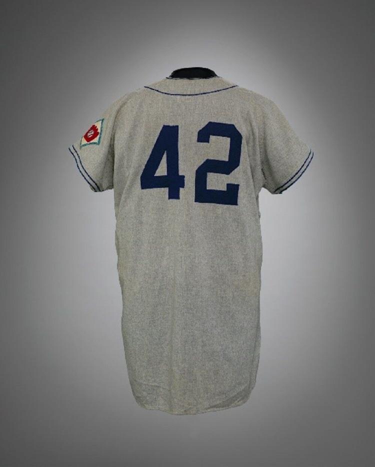 Robinson's baseball jersey on display at Smithsonian museum Arts and