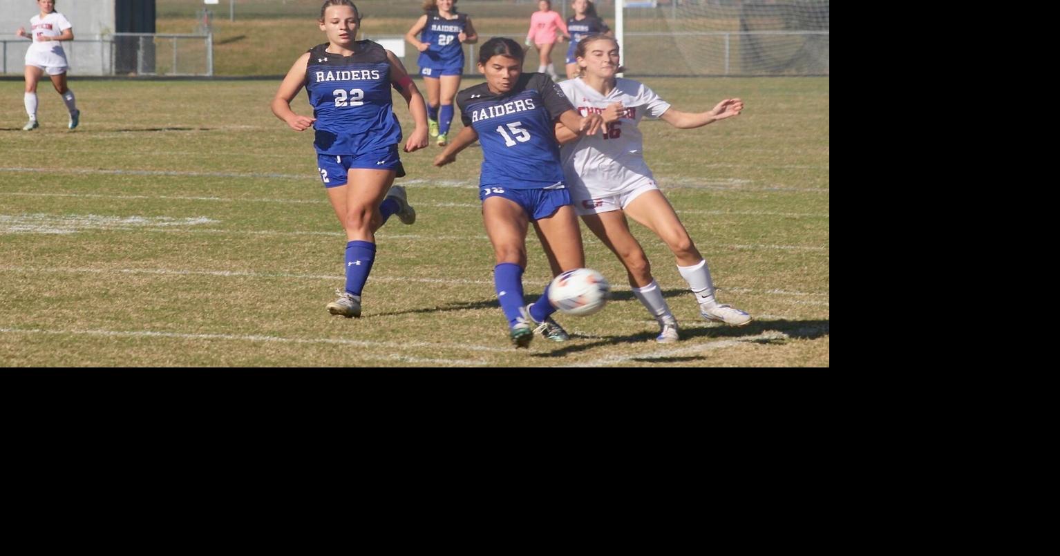 Leonardtown wins SMAC girls soccer title High School