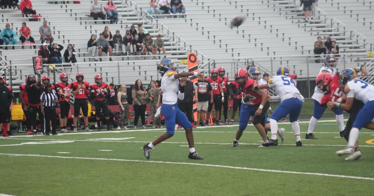 Calvert football blanks Chopticon High School