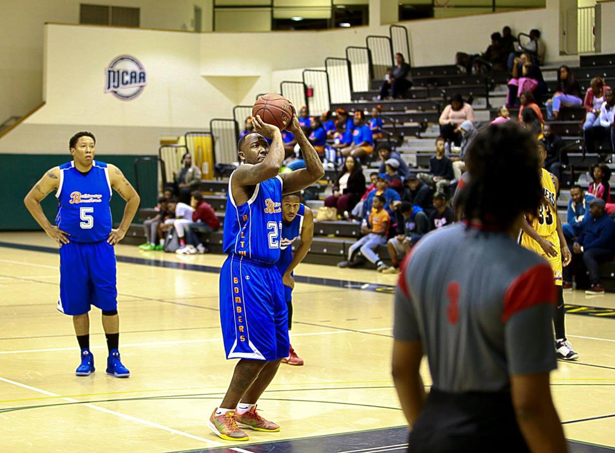 Beltway Bombers Men S Basketball Team Heads Into Playoffs As Top Seed News Somdnews Com