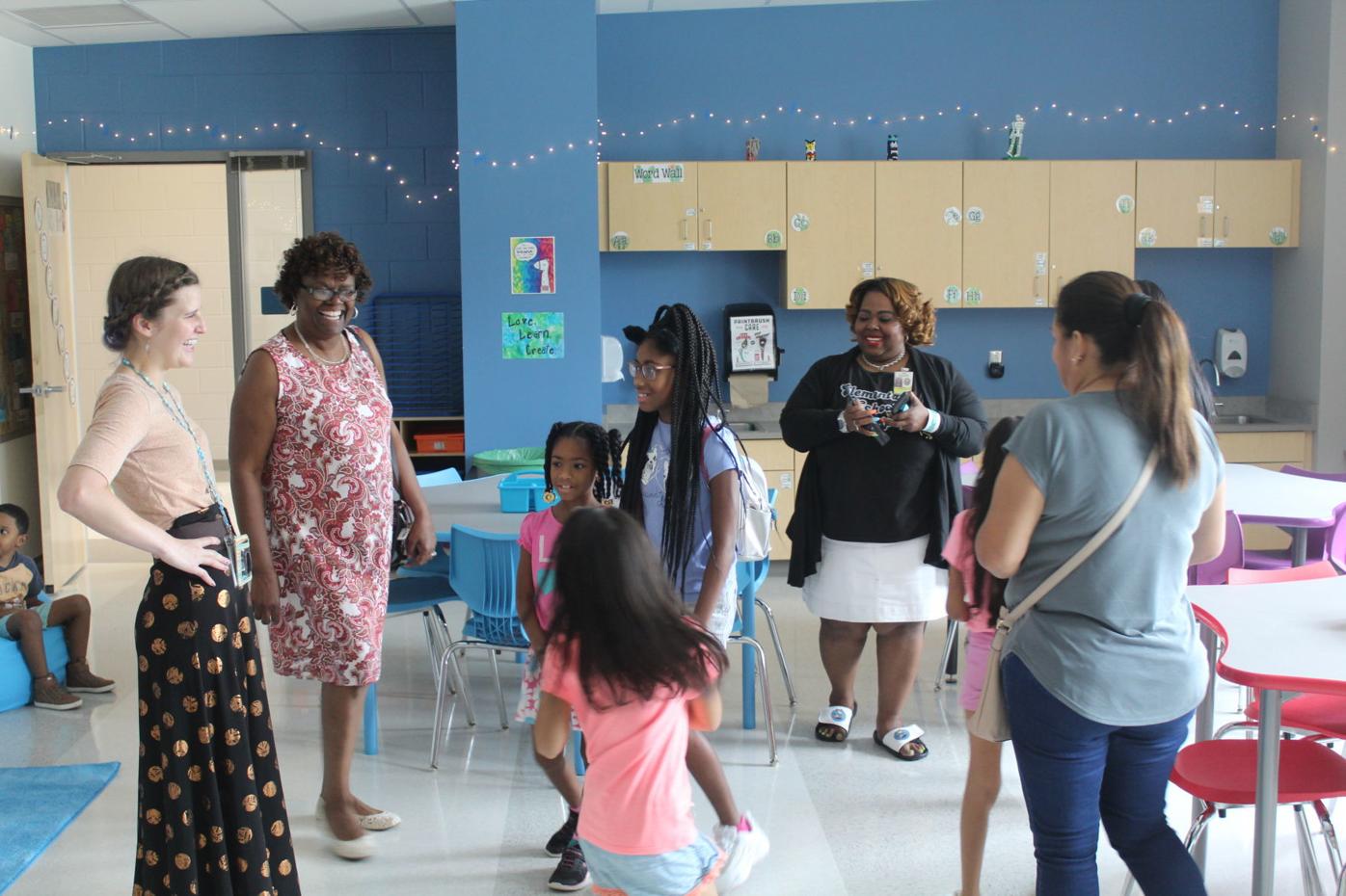 Billingsley Elementary opens its doors to parents, students | Local ...