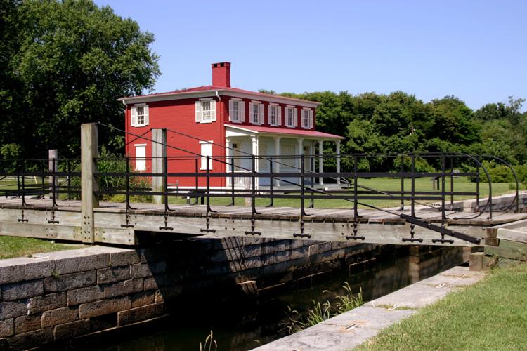 Havre de Grace waterfront draws waves of visitors Arts and