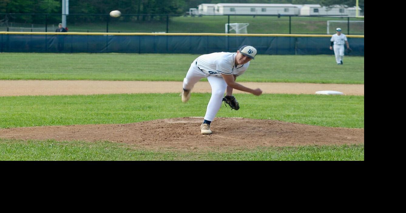 La Plata baseball upends Leonardtown High School