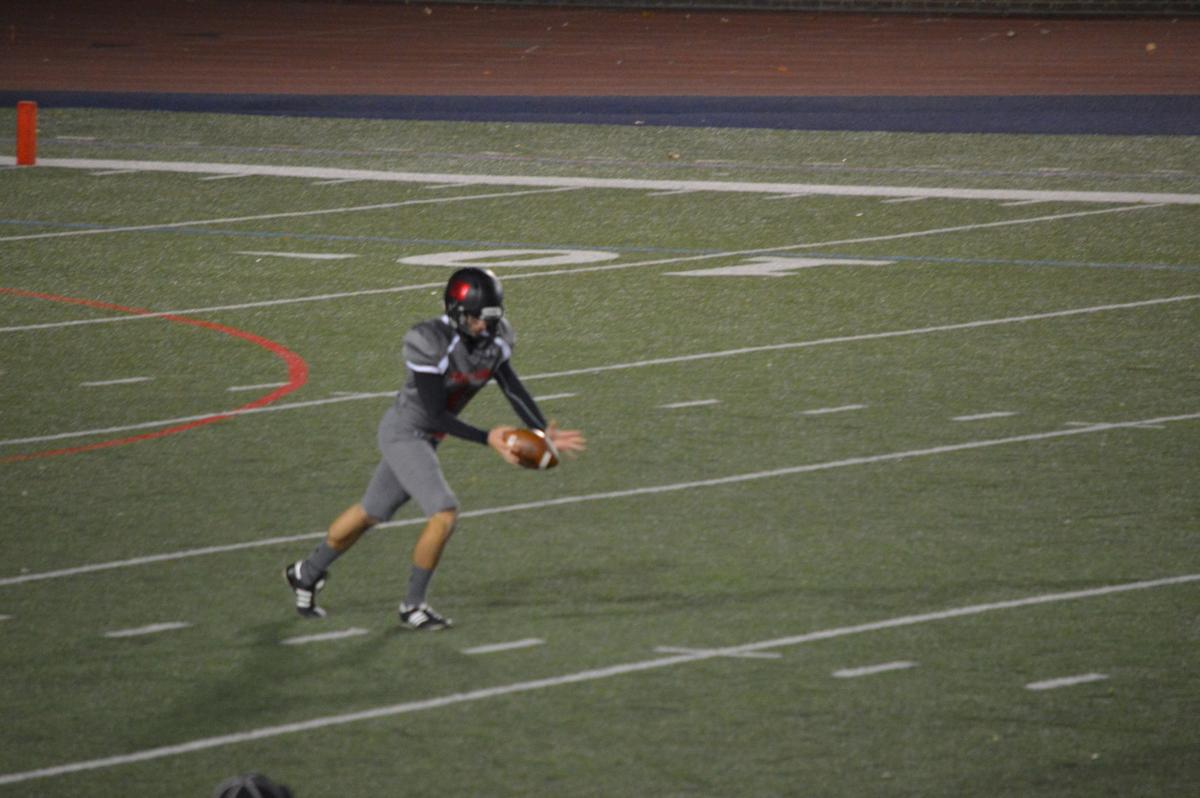 Smac Football Players Shine At Frostburg State News Somdnews Com