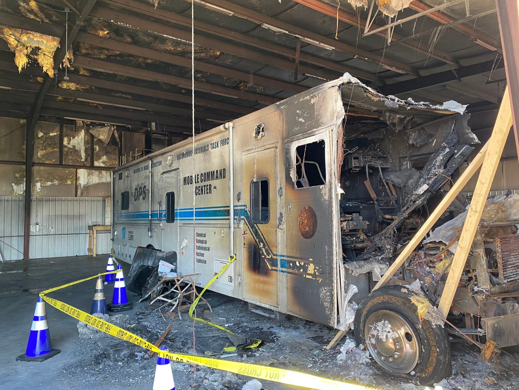 Volunteers begin clearing fire-damaged SRT building - Vimarsana News