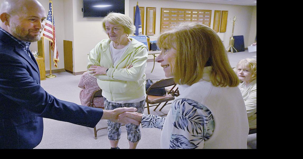 Democratic Kentucky Treasurer candidate makes visit to Somerset News