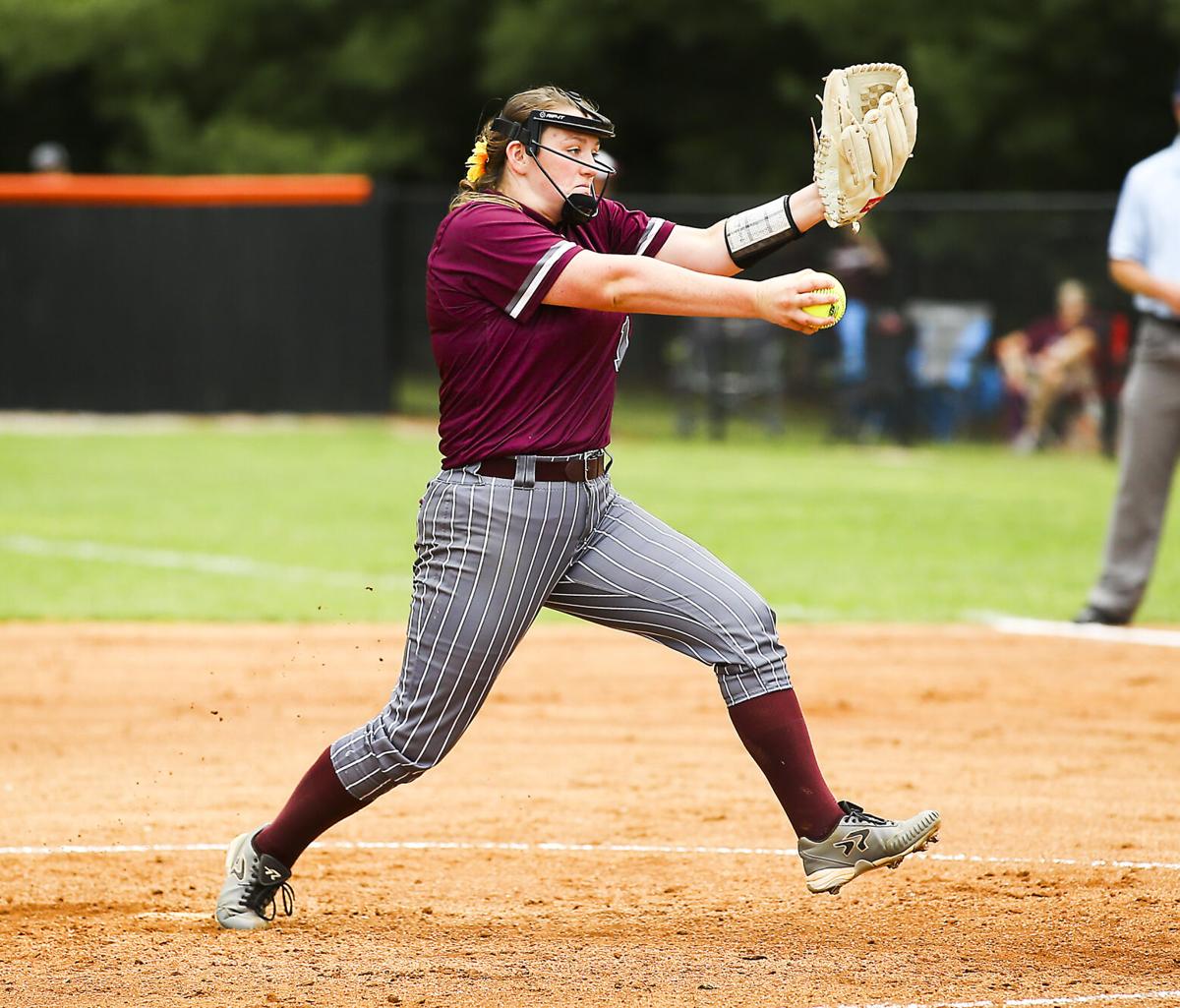 2021_12th_RegionSoftball_SWvsPC8260.JPG