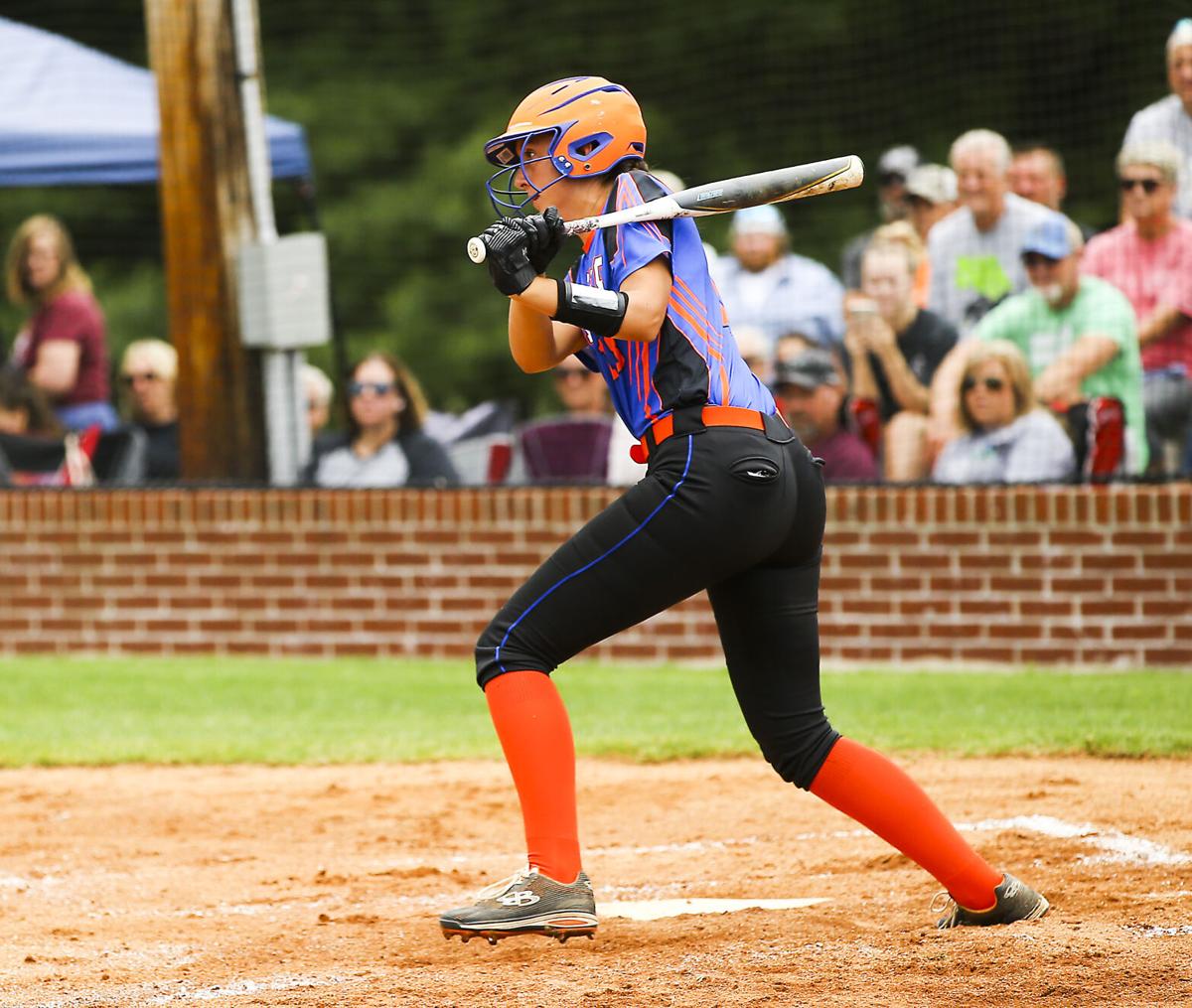 2021_12th_RegionSoftball_SWvsPC8261.JPG