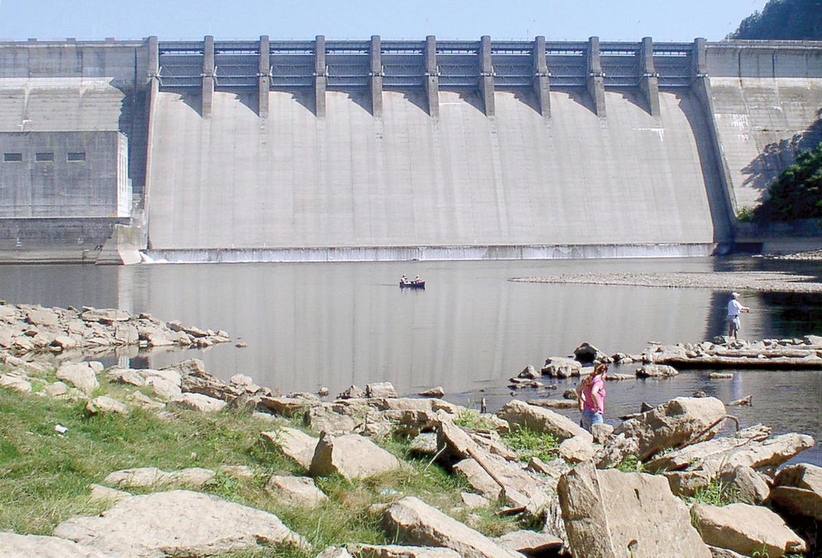 Act would extend fishing below dam for 5 years | News | somerset-kentucky.com
