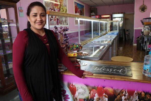 La Michoacana Ice Cream Shops In Chicago Aren't Related